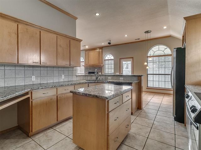 906 Renita Way, Oklahoma City, OK 73160
