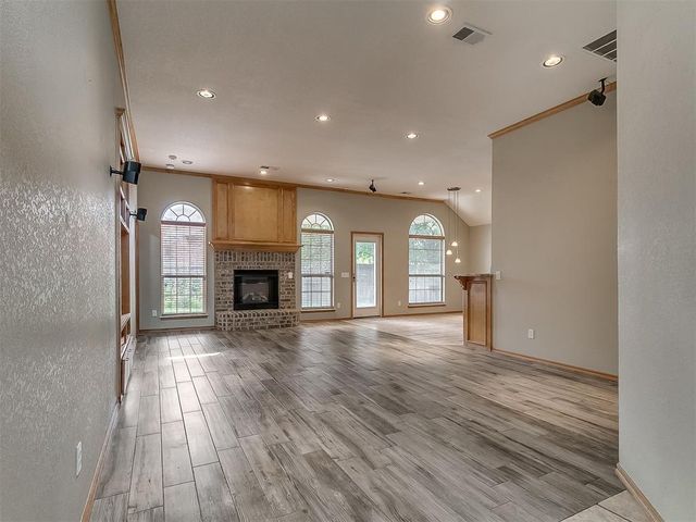 906 Renita Way, Oklahoma City, OK 73160