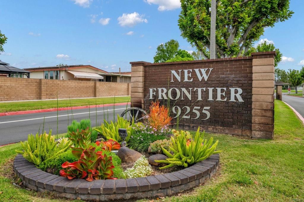 Image 1 of property listing at 9255 N Magnolia Avenue 34, Santee, CA 92071