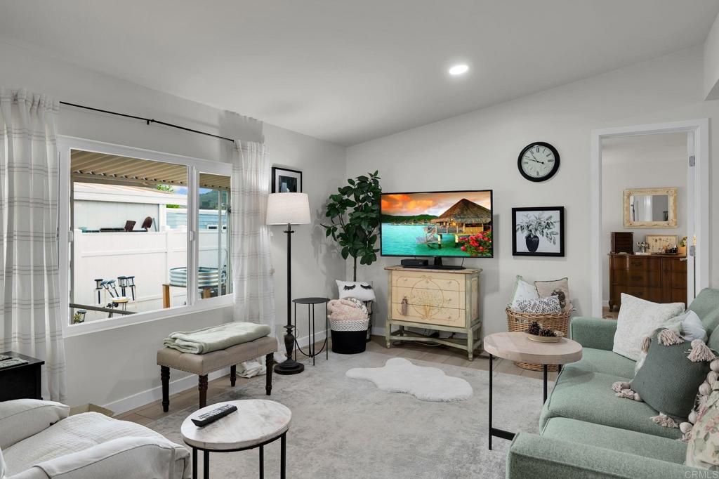 Image 15 of property listing at 9255 N Magnolia Avenue 34, Santee, CA 92071