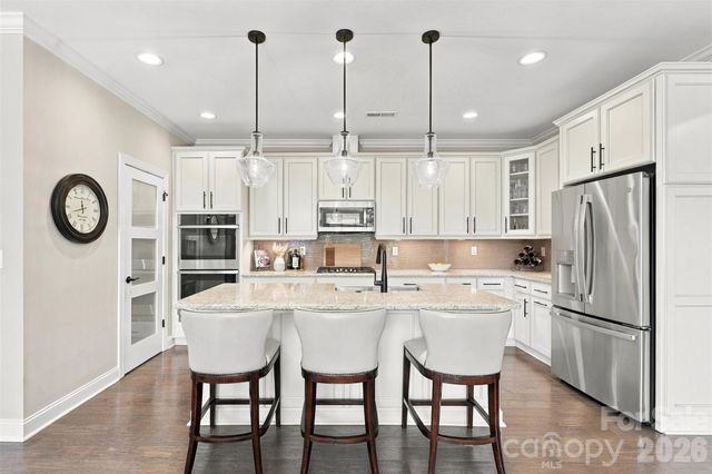 2213 Lincolnshire Lane, Waxhaw, NC 28173