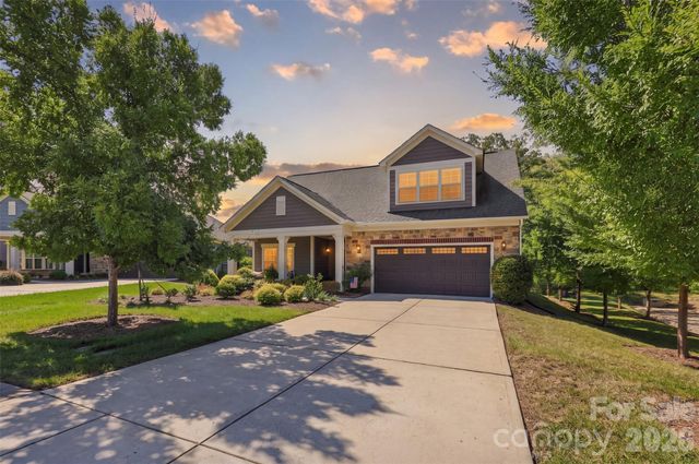 2213 Lincolnshire Lane, Waxhaw, NC 28173