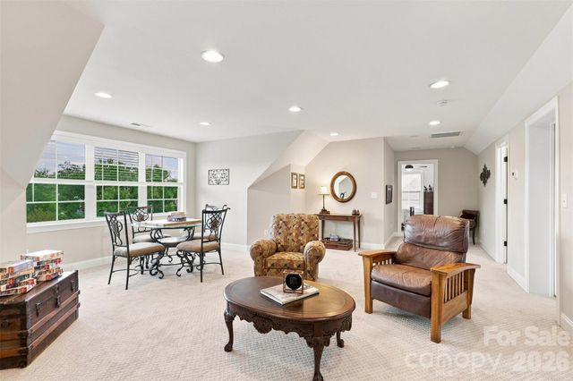 2213 Lincolnshire Lane, Waxhaw, NC 28173