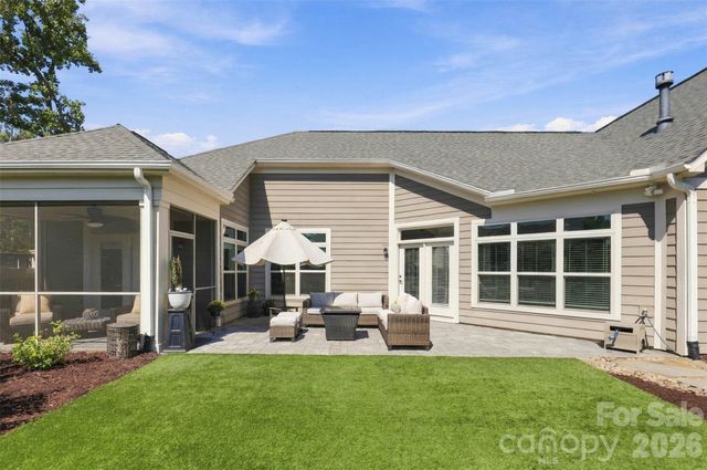 2213 Lincolnshire Lane, Waxhaw, NC 28173