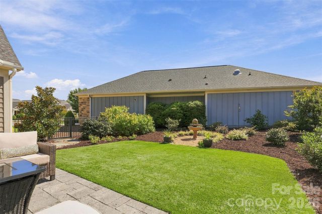2213 Lincolnshire Lane, Waxhaw, NC 28173