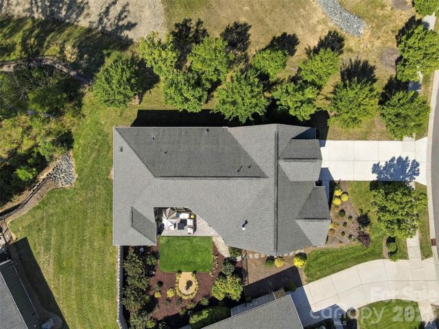 2213 Lincolnshire Lane, Waxhaw, NC 28173