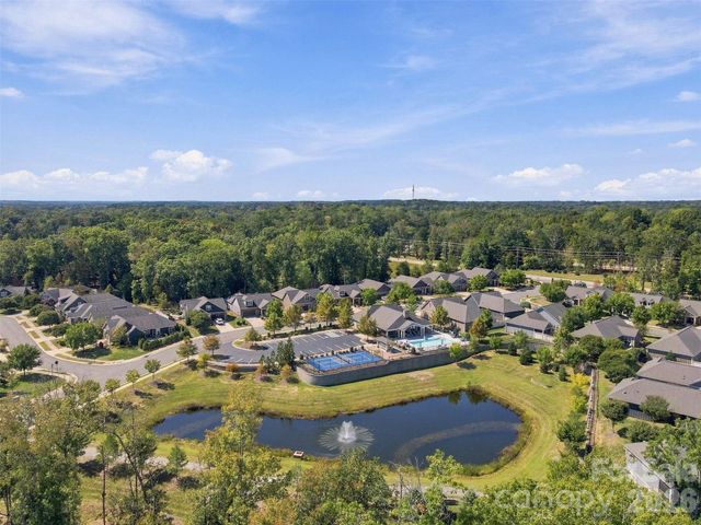 2213 Lincolnshire Lane, Waxhaw, NC 28173