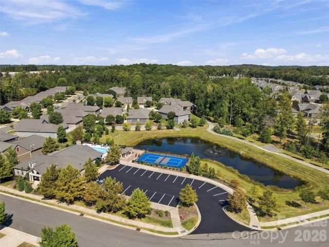 2213 Lincolnshire Lane, Waxhaw, NC 28173