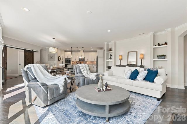 2213 Lincolnshire Lane, Waxhaw, NC 28173