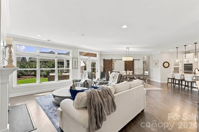 2213 Lincolnshire Lane, Waxhaw, NC 28173