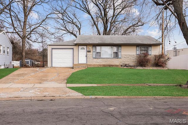 615 Florland Drive, Florissant, MO 63031