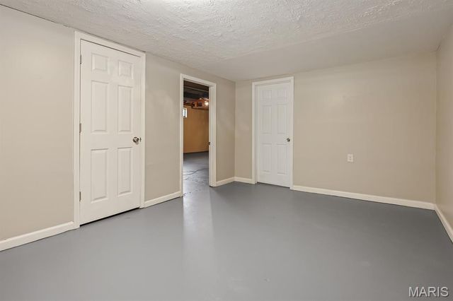 615 Florland Drive, Florissant, MO 63031