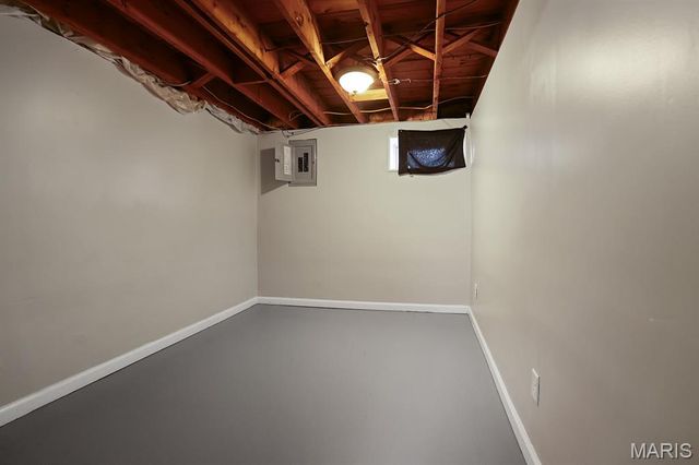 615 Florland Drive, Florissant, MO 63031