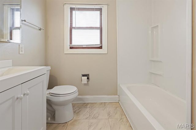 615 Florland Drive, Florissant, MO 63031