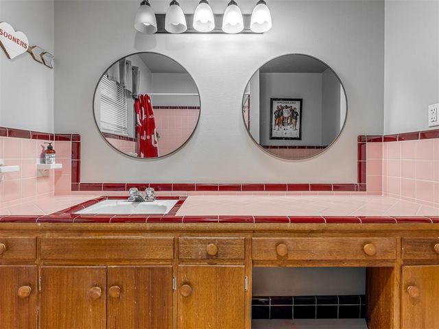 140 N Westchester Avenue, Norman, OK 73069