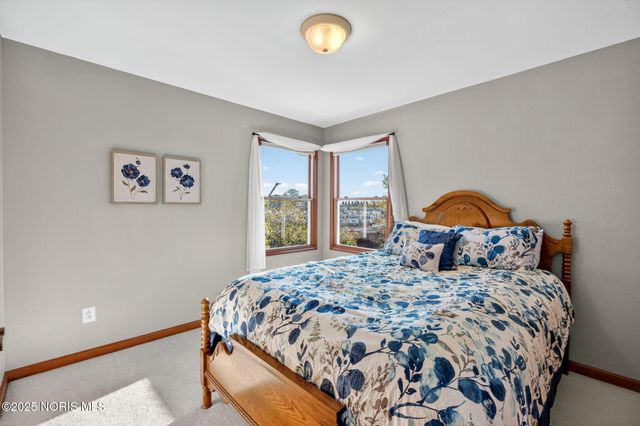 664 Little Creek Drive, Perrysburg, OH 43551