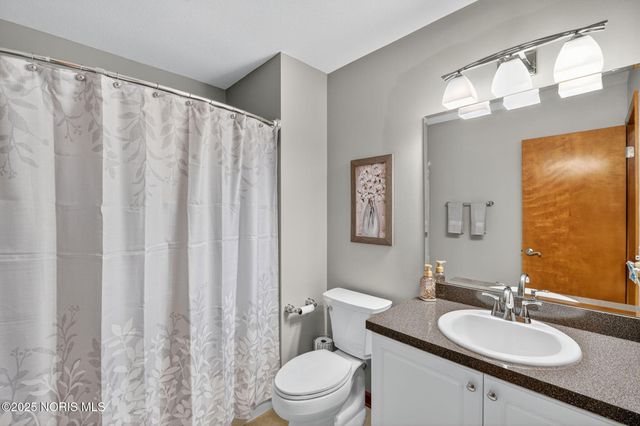 664 Little Creek Drive, Perrysburg, OH 43551