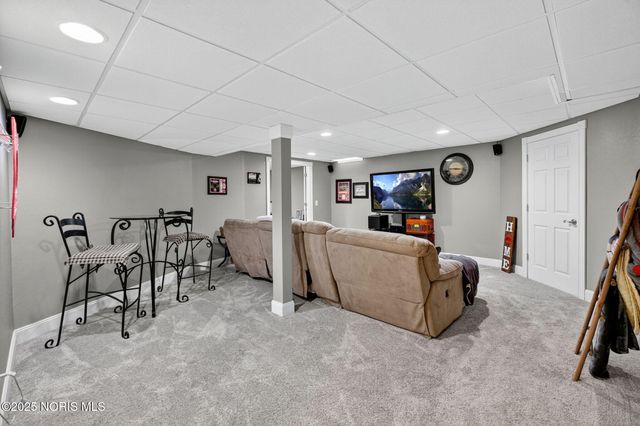 664 Little Creek Drive, Perrysburg, OH 43551