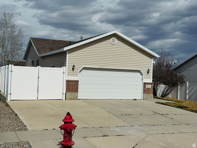 6116 W GRACELAND WAY, West Jordan, UT 84081