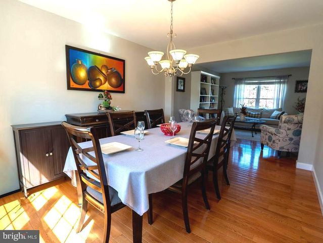 15 NOTTINGHAM WAY, Mount Laurel, NJ 08054
