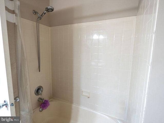 15 NOTTINGHAM WAY, Mount Laurel, NJ 08054