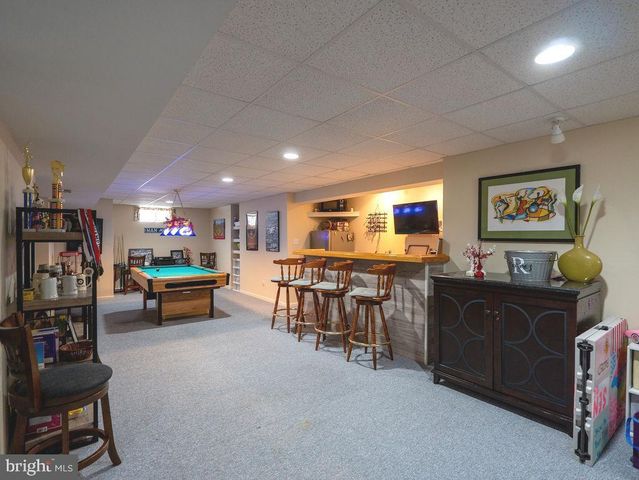 15 NOTTINGHAM WAY, Mount Laurel, NJ 08054