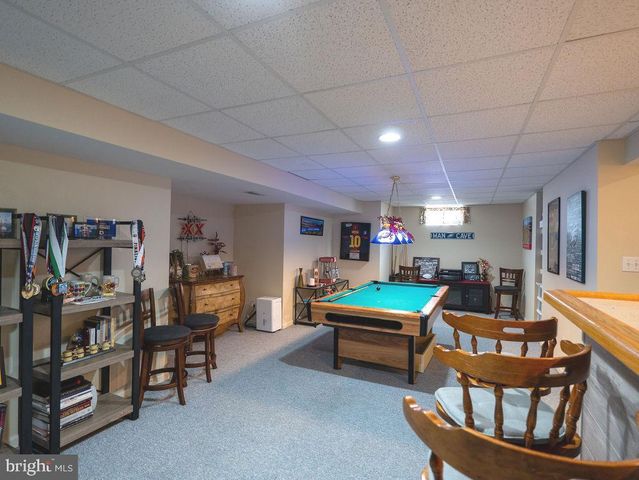 15 NOTTINGHAM WAY, Mount Laurel, NJ 08054