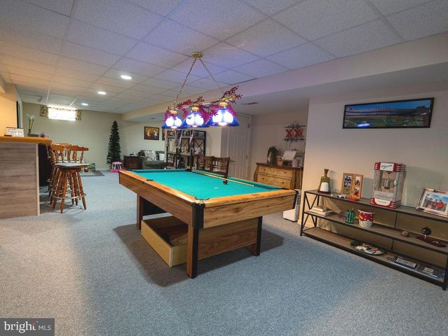 15 NOTTINGHAM WAY, Mount Laurel, NJ 08054