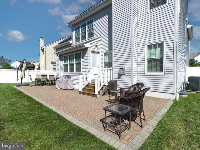 15 NOTTINGHAM WAY, Mount Laurel, NJ 08054
