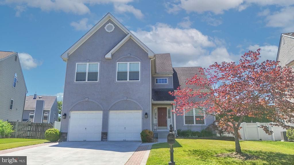 15 NOTTINGHAM WAY, Mount Laurel, NJ 08054