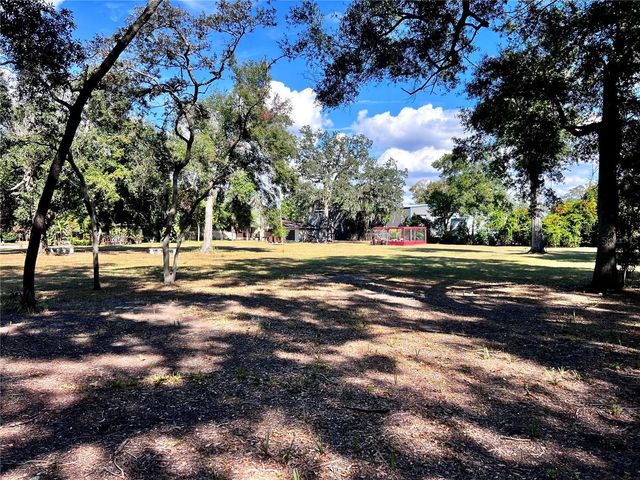 5105 N 45TH STREET, Tampa, FL 33610