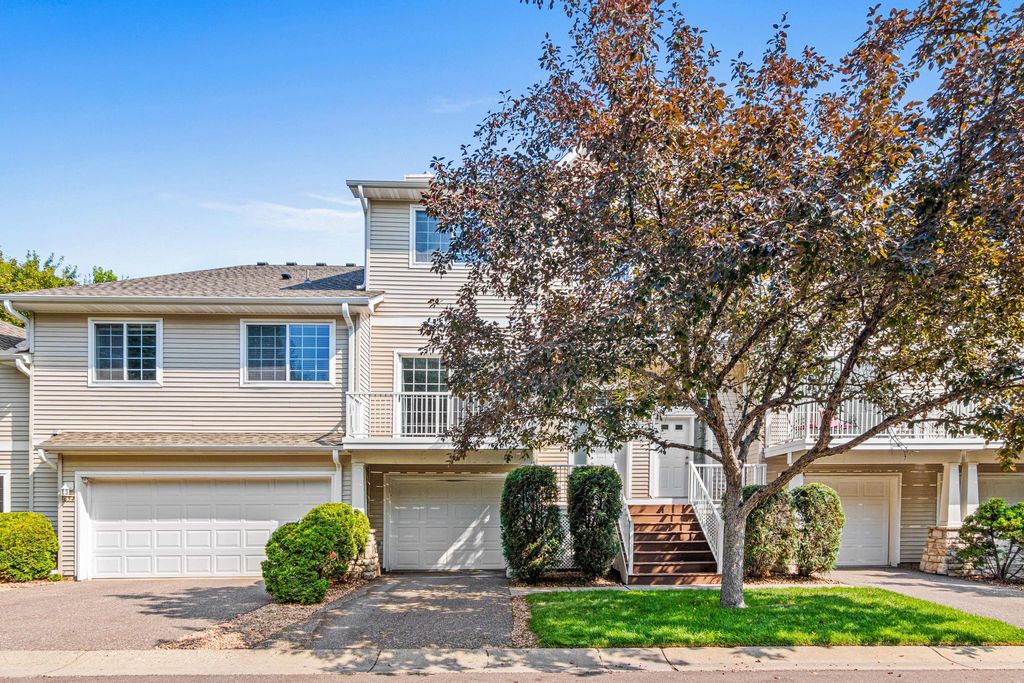 652 Willoughby Way W, Minnetonka, MN 55305 — photo 3