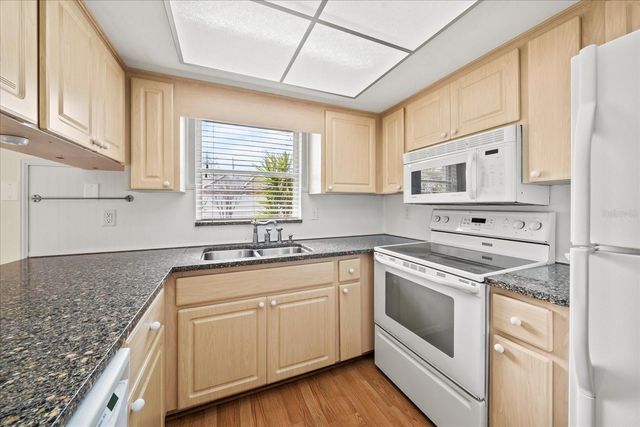 3503 18TH AVENUE W, Bradenton, FL 34205