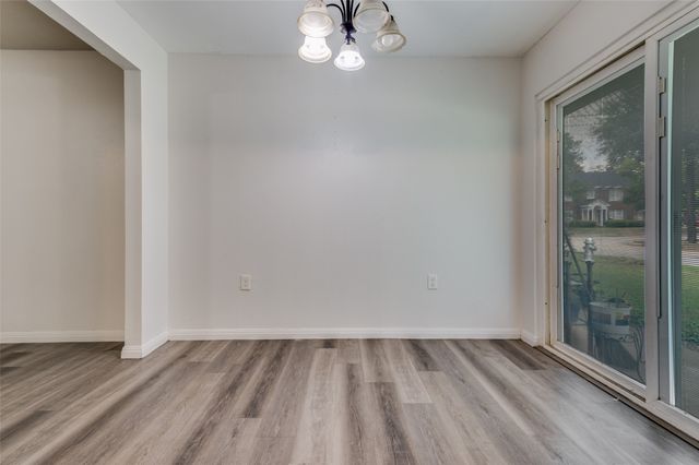 428 N Dallas Avenue 3, Lancaster, TX 75146