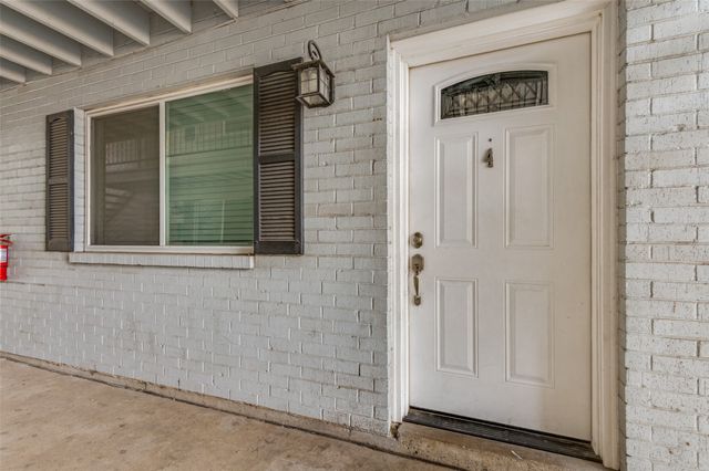 428 N Dallas Avenue 3, Lancaster, TX 75146