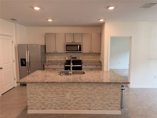 10888 QUAIL GROVE WAY, San Antonio, FL 33576