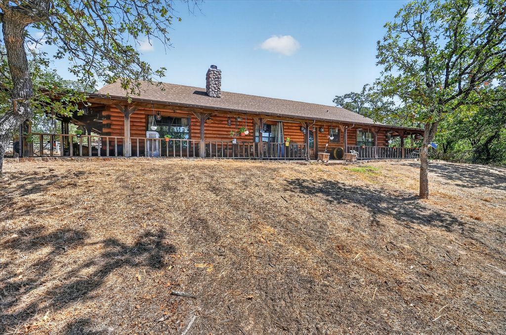 1623 Three Skillet Road, Springtown, TX 76082 — photo 3