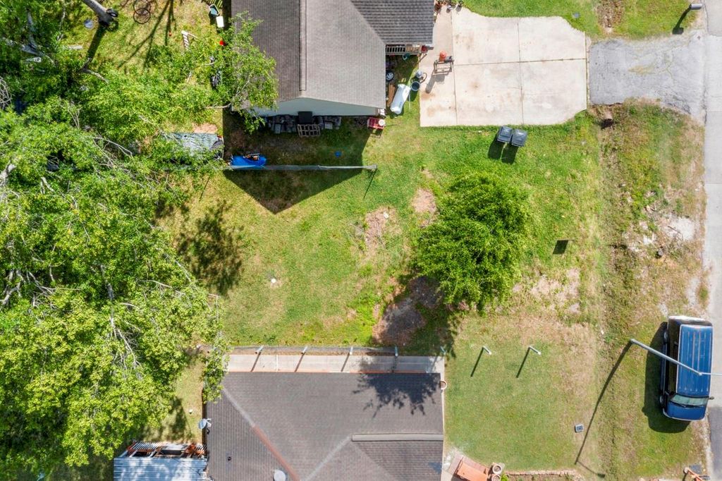 7609 Red Robin Lane, Houston, TX 77075