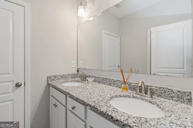 2105 Woodmarsh Circle, Auburn, GA 30011