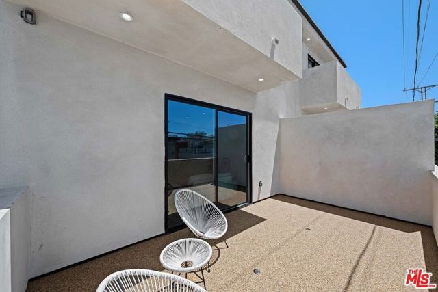 839 N Detroit Street, Los Angeles, CA 90046