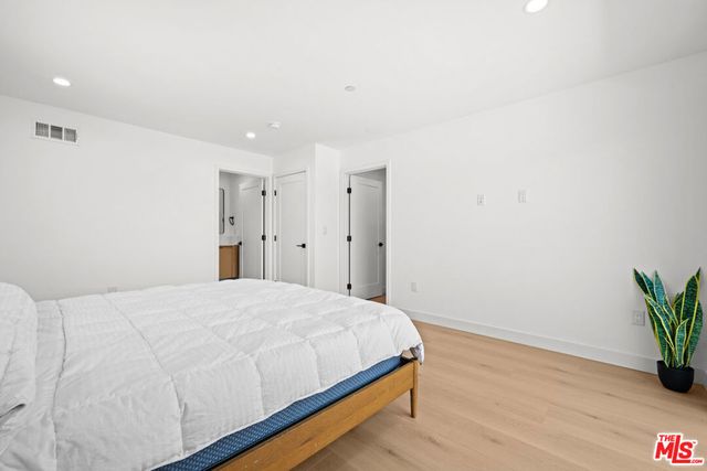 839 N Detroit Street, Los Angeles, CA 90046