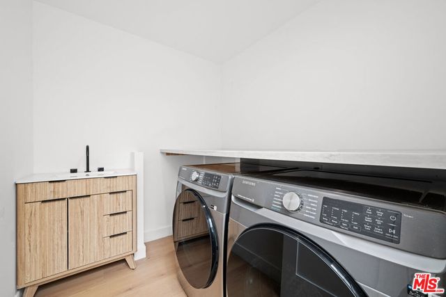 839 N Detroit Street, Los Angeles, CA 90046
