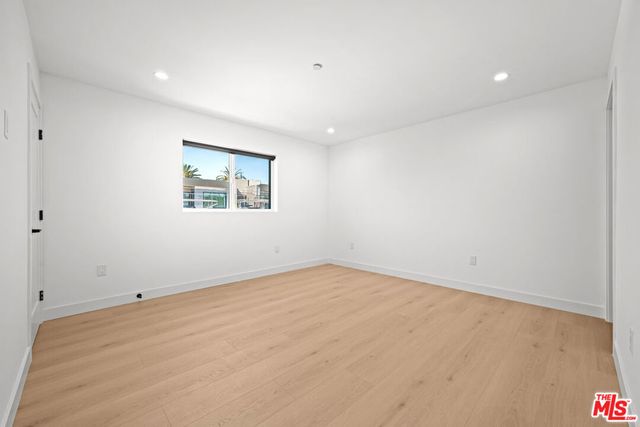 839 N Detroit Street, Los Angeles, CA 90046