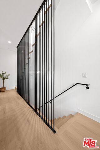 839 N Detroit Street, Los Angeles, CA 90046