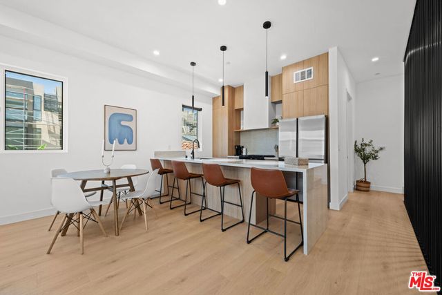 839 N Detroit Street, Los Angeles, CA 90046
