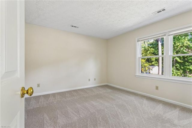 403 Gaines WAY, Yorktown, VA 23692