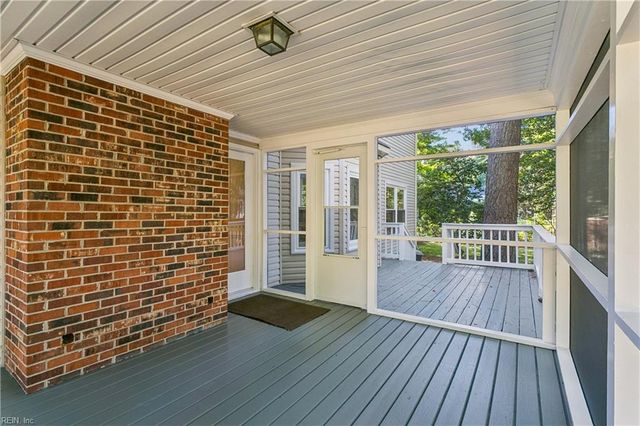 403 Gaines WAY, Yorktown, VA 23692