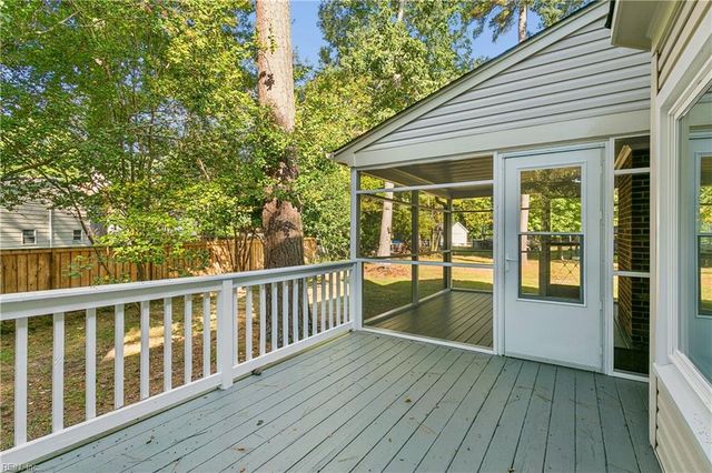 403 Gaines WAY, Yorktown, VA 23692