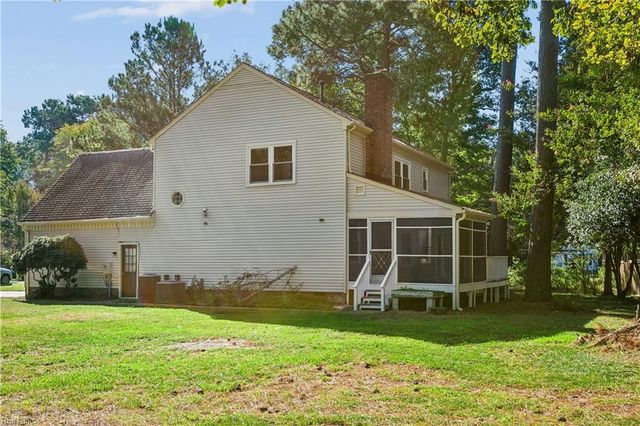 403 Gaines WAY, Yorktown, VA 23692