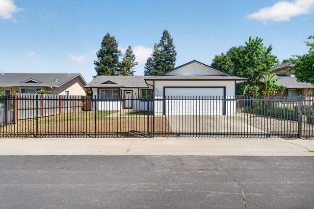 8251 Kilmer Cir, Sacramento, CA 95828